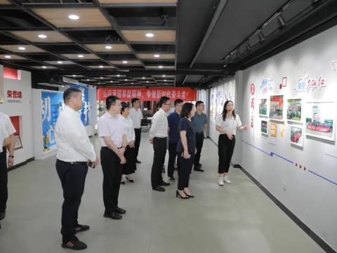 团省委副书记张迎春来PP电子集团调研共青团工作